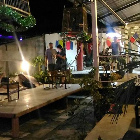 Shut Eye Party Hostel (Adults Only) Pai Exterior photo