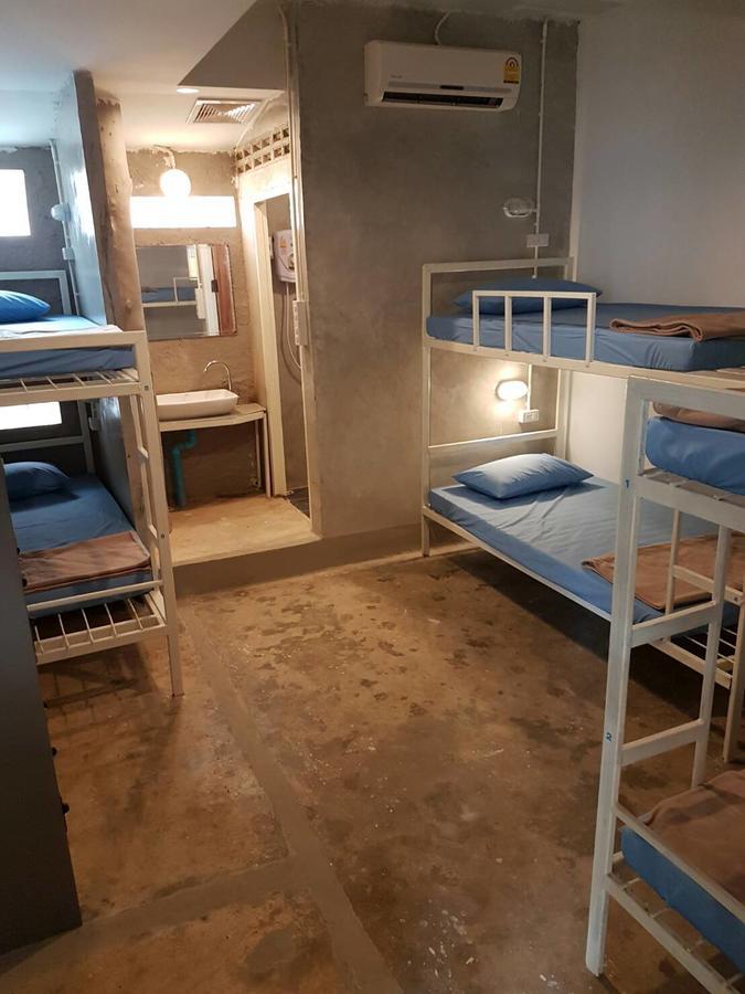 Shut Eye Party Hostel (Adults Only) Pai Exterior photo